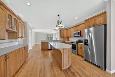 6 Martingale Way, Pawling, NY 12564 - Photo 6