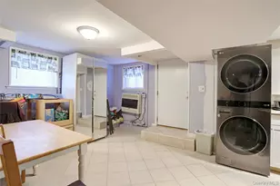 721 Vincent Ave, Bronx, NY 10465 - Photo 22