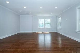 19 Beverly Rd, New Rochelle, NY 10804 - Photo 8