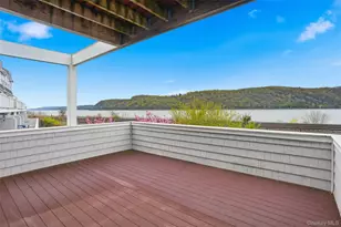 136 Hudson Pointe Dr, Poughkeepsie, NY 12601 - Photo 32