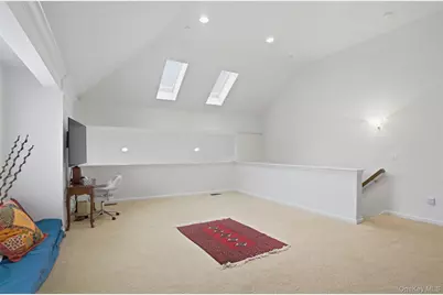 136 Hudson Pointe Drive, Poughkeepsie, NY 12601 - Photo 24