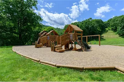 220 Heritage Hills #B, Somers, NY 10589 - Photo 18