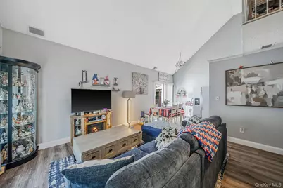 71 Crystal Rock Court, Middle Island, NY 11953 - Photo 6