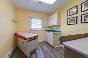 3250 Sunrise Hwy, East Islip, NY 11730 - Photo 14