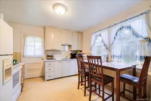 144 Cream St, Poughkeepsie, NY 12601 - Photo 8