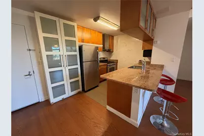40-28 College Point Boulevard #912, Flushing, NY 11354 - Photo 2