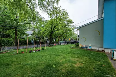 157-15 Oak Avenue, Flushing, NY 11355 - Photo 4