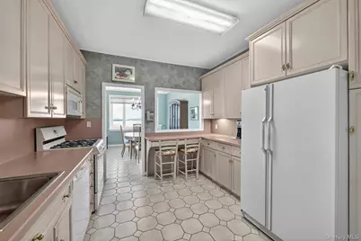 16 Rockledge Avenue #6D-2, Ossining, NY 10562 - Photo 16