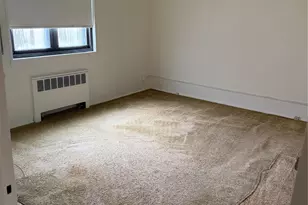 58-58 246th Crescent, Douglaston, NY 11362 - Photo 2