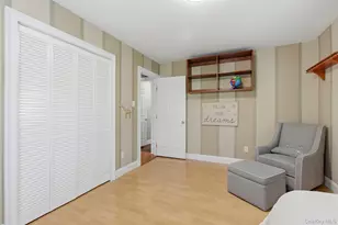 28 Manchester Ln, Stony Brook, NY 11790 - Photo 24