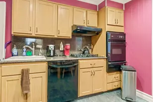 59-13 160th St, Fresh Meadows, NY 11365 - Photo 8