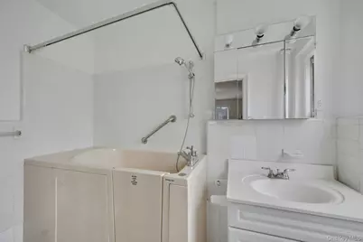 280 Bronxville Road #5X, Bronxville, NY 10708 - Photo 24