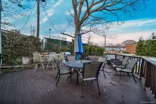 105 Thomas Pl, Bellmore, NY 11710 - Photo 34