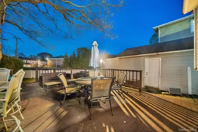 105 Thomas Place, Bellmore, NY 11710 - Photo 28