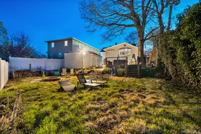 105 Thomas Place, Bellmore, NY 11710 - Photo 26