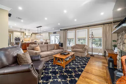 121 Harvard Avenue, Rockville Centre, NY 11570 - Photo 18