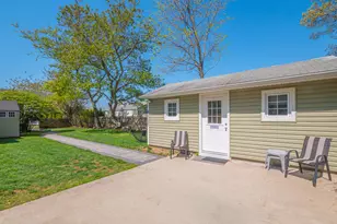 763 Pat Dr, West Islip, NY 11795 - Photo 26