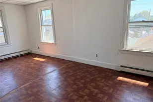 4 Davis Ave, Port Washington, NY 11050 - Photo 8