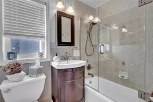84 Cardinal Ln, Islip, NY 11751 - Photo 22