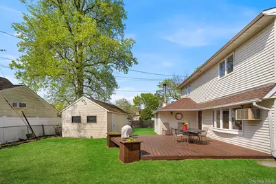 2 Bent Lane, Levittown, NY 11756 - Photo 40