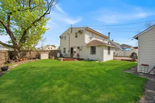 2 Bent Ln, Levittown, NY 11756 - Photo 44