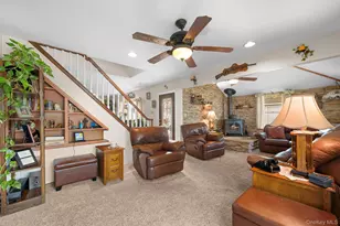 2 Bent Ln, Levittown, NY 11756 - Photo 14