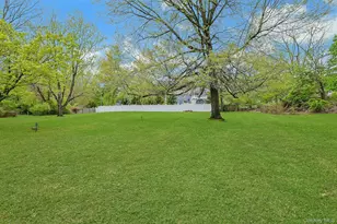 110 Eastview Dr, Valhalla, NY 10595 - Photo 32