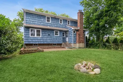 22 Central Street, Huntington, NY 11743 - Photo 4