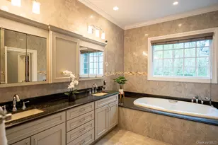 11 Buckingham Ct, Muttontown, NY 11791 - Photo 28