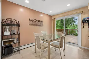 7 Maplewood Ln, New City, NY 10956 - Photo 10