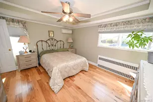 582 Western Park Dr, West Hempstead, NY 11552 - Photo 14