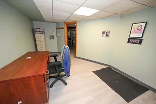 582 Western Park Dr, West Hempstead, NY 11552 - Photo 24