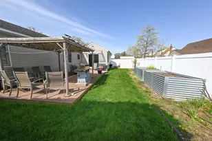582 Western Park Dr, West Hempstead, NY 11552 - Photo 28