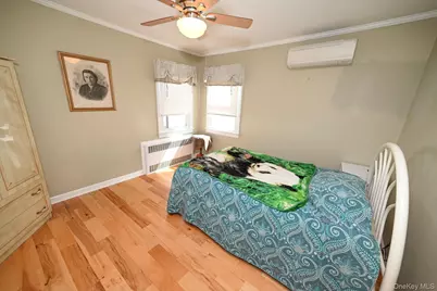 582 Western Park Drive, West Hempstead, NY 11552 - Photo 18