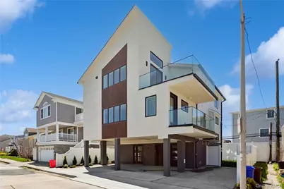 27 Kerrigan Street, Long Beach, NY 11561 - Photo 2
