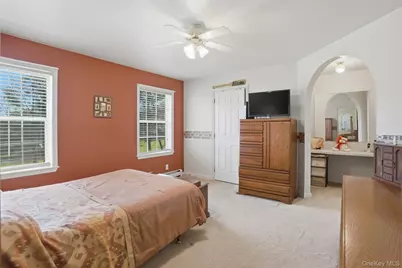 299 Diddell Road, Poughkeepsie, NY 12603 - Photo 14