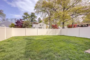 55 Duncan Dr W, Westbury, NY 11590 - Photo 40