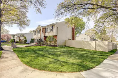 55 Duncan Drive W, Westbury, NY 11590 - Photo 34