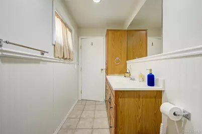 55 Duncan Drive W, Westbury, NY 11590 - Photo 28