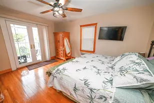 85 Hinsdale Ave, Floral Park, NY 11001 - Photo 10