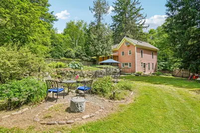 456 Saddle River Road, Airmont, NY 10952 - Photo 22