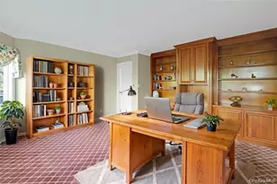 695 Hunt Ln, Manhasset, NY 11030 - Photo 8