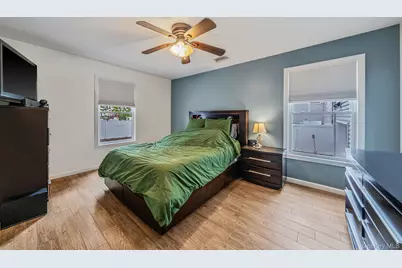 253 E Riviera Drive, Lindenhurst, NY 11757 - Photo 14