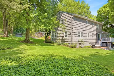 116 Burns Place, Briarcliff Manor, NY 10510 - Photo 26