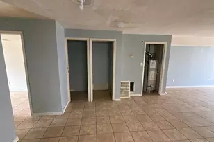69-43 Hillmeyer Ave, Far Rockaway, NY 11692 - Photo 12