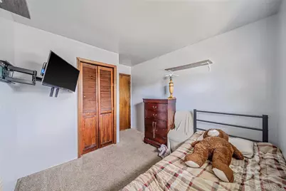206 Prospect Place, Bay Shore, NY 11706 - Photo 18