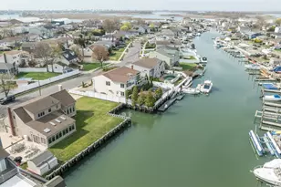3414 Riverside Dr, Oceanside, NY 11572 - Photo 26