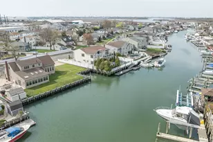 3414 Riverside Dr, Oceanside, NY 11572 - Photo 22