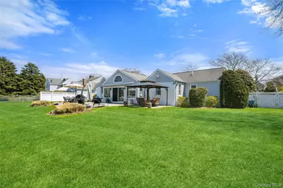 48 Davison Lane E, West Islip, NY 11795 - Photo 38
