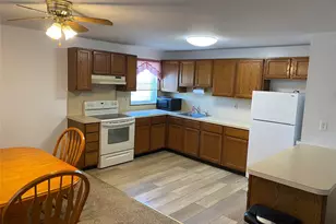 124 Chelsea Ave, West Babylon, NY 11704 - Photo 2